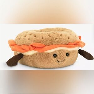 Jellycat Amuseable Bagel 🥯 6" Soft & Plush NWT
